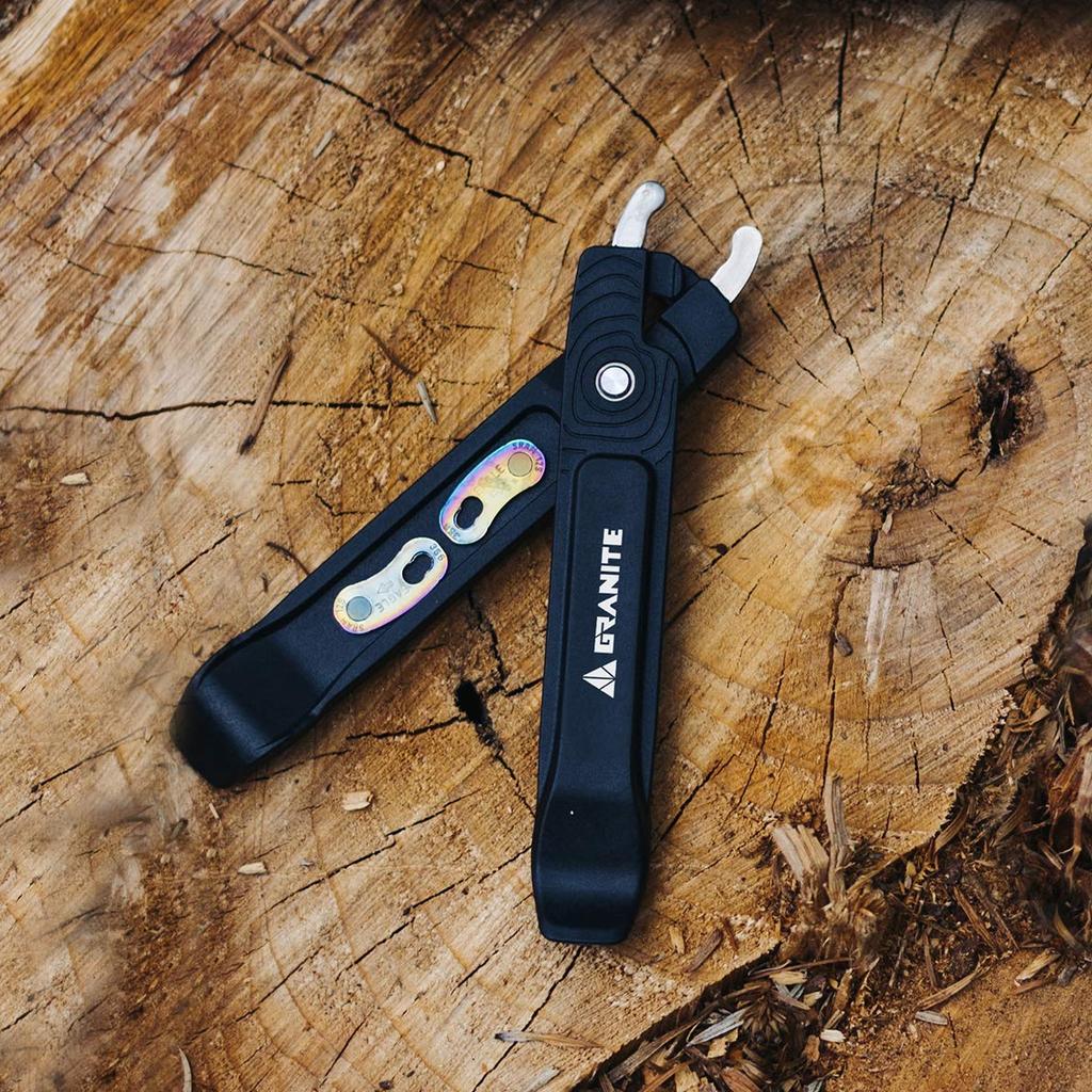Granite Talon Tire Lever with Master Link Convenient Bicycle Tool for Easily Removing Quick Link Chains Suitable for and Road Bikes Pliers -