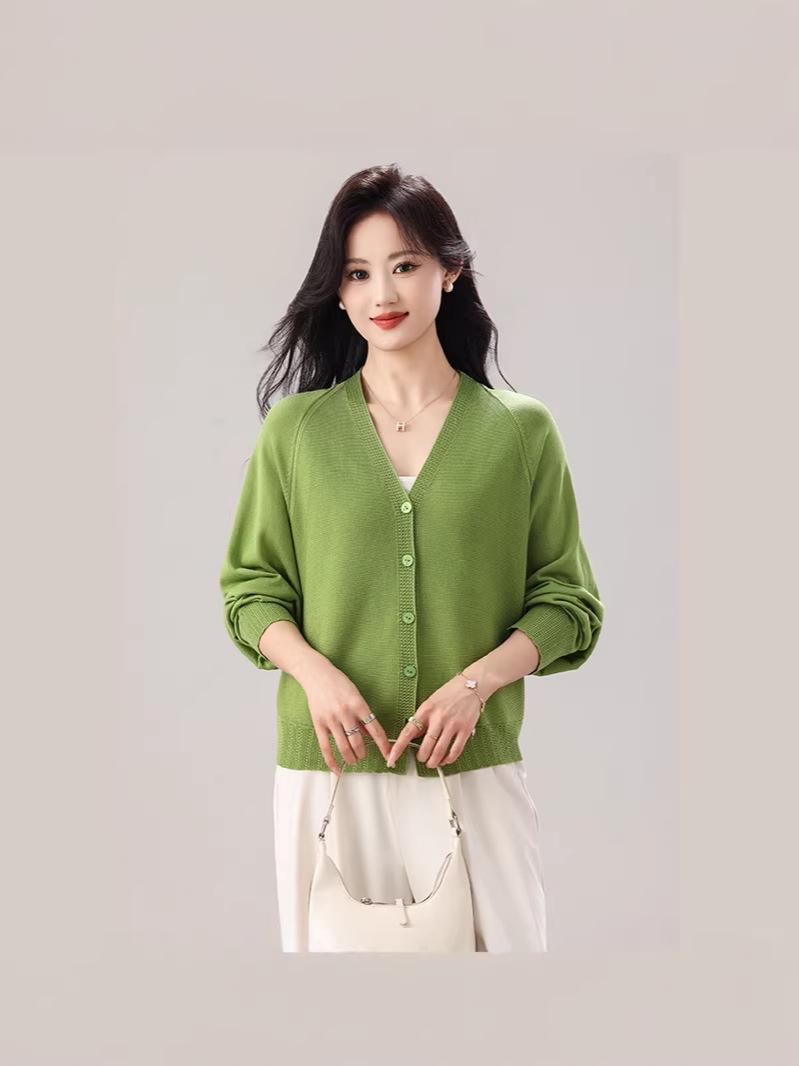 Plus Size Women s Korean Style Casual Batwing Sleeve Knit Cardigan - Spring 2026 Edition One Size белый