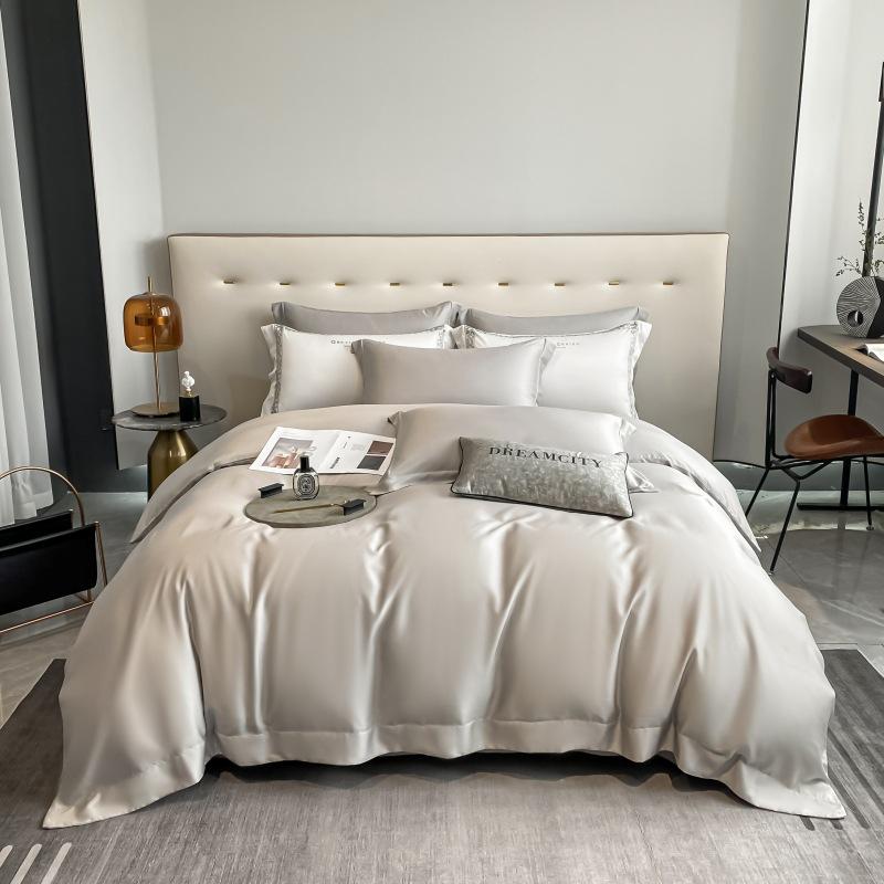 Set de patru piese din bumbac cu capse lungi, 100 de conturi