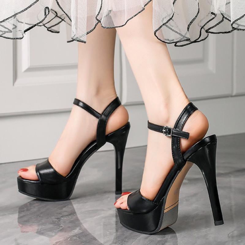 Fashion Summer Fashion Buckle Strap Platform Sandals Party Round Toe Patent Leather Thin High Heels Nightclub Shoes Women Rome