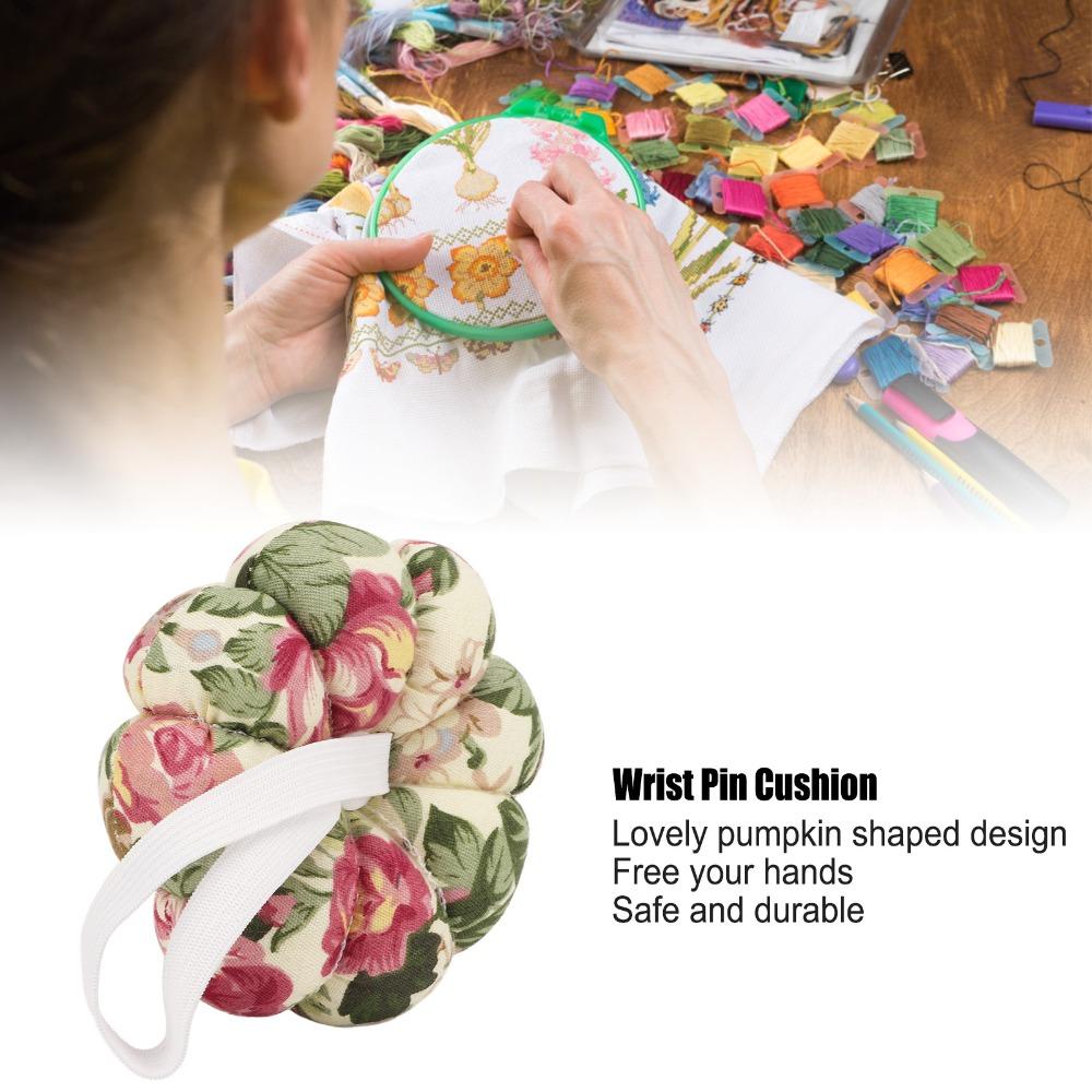 Elastic Wrist Strap Wrist Pin Cushion Pumpkin Design Pins Holder Wearable Pincushion  For Quilting