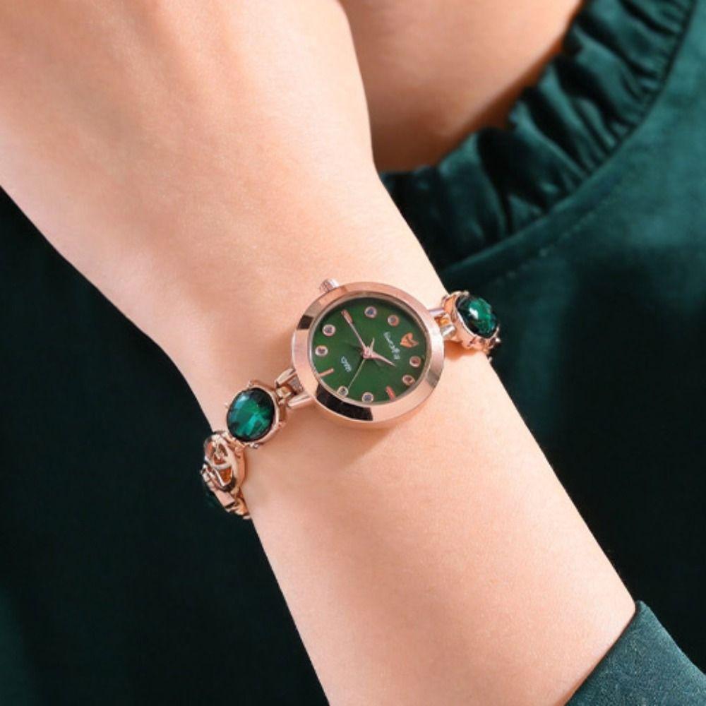 with Adjustable Bracelet Quartz Watches Rhinestone Wrist Decoration Rotundity Shaped Watch Gift