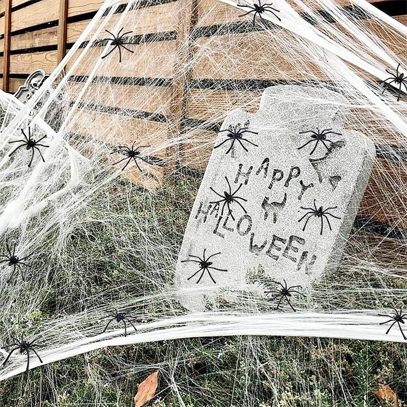WTEMPO 100PCS Plastic Spiders Halloween Realistic Spiders Black Fake Spiders Small Spider Modle for Prank Haunted House Halloween Party Supplies