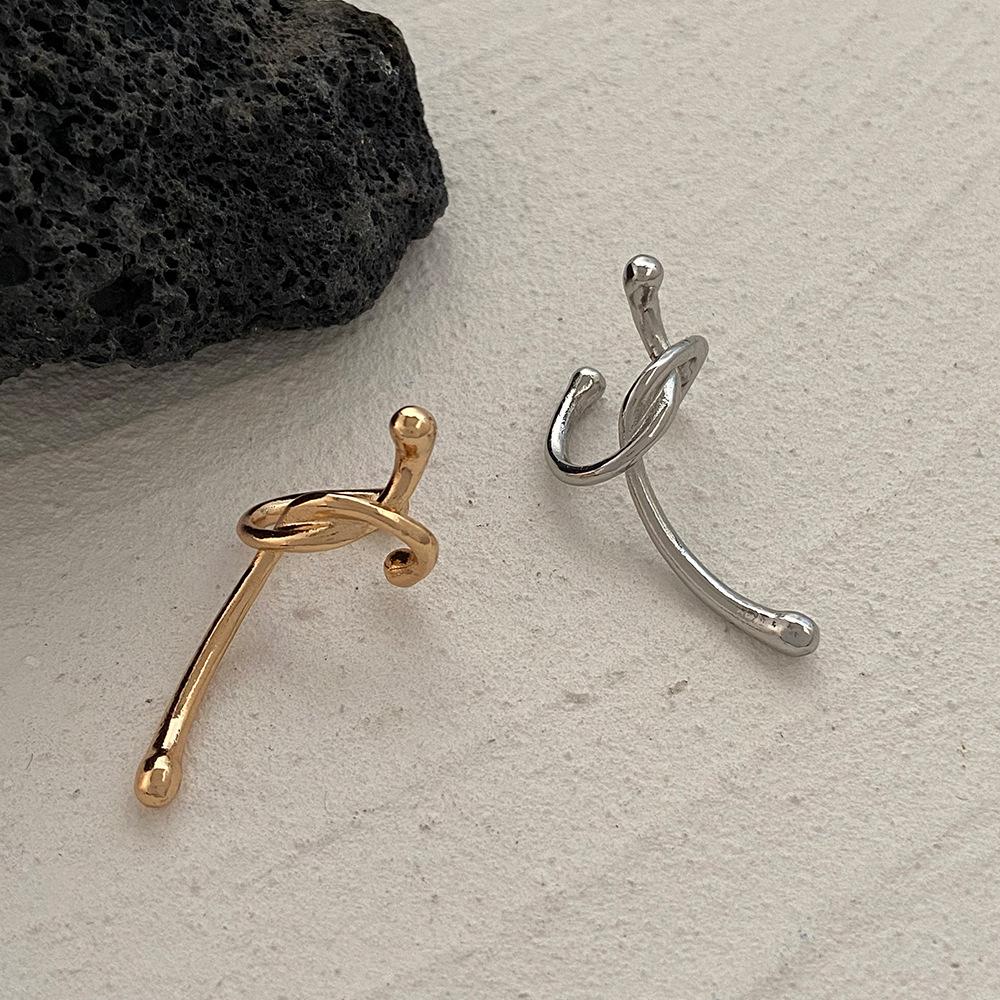 1 buc Design la modă Culoare aurie Clip de ureche înnodat Pentru femei Fete Punk Simplu Fără piercing Clip pentru cartilajul urechii Bijuterii Cadouri