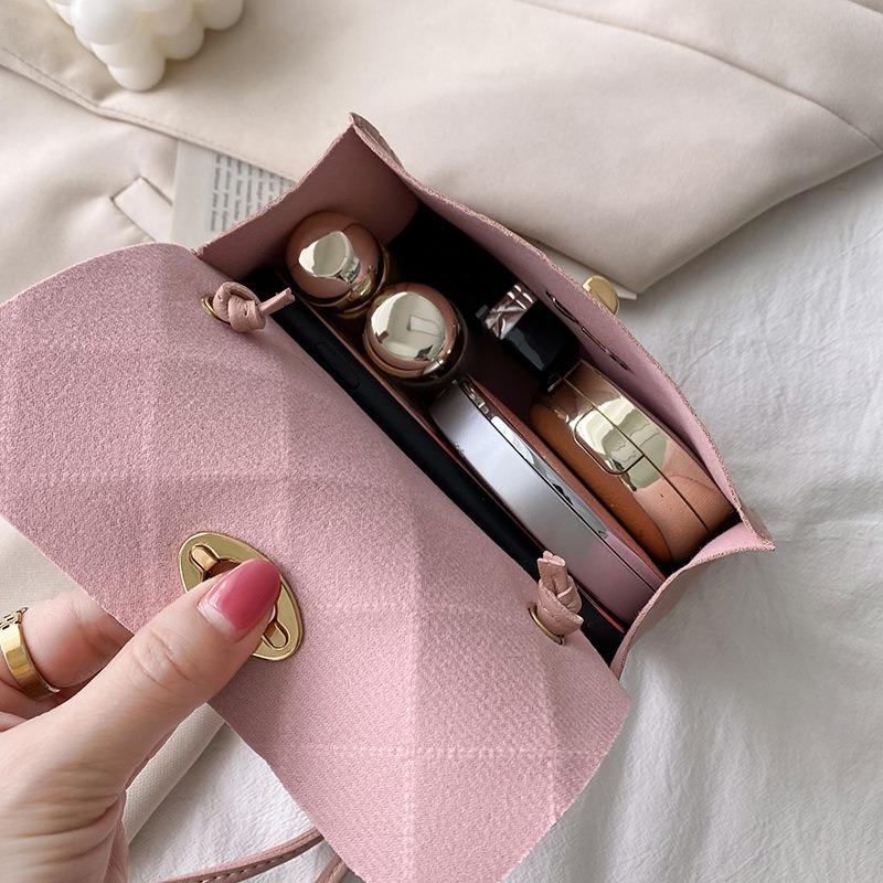 Fresh and age-reducing small square bag spring and summer new product diamond embossed women's shoulder crossbody bag wholesale women's bag