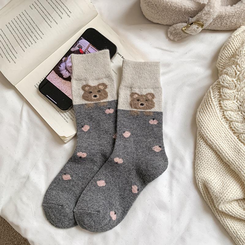 

2025 Autumn/Winter Women s Mid-Calf Cartoon Cat Wool Socks - Warm & Thickened світло-сірий колір