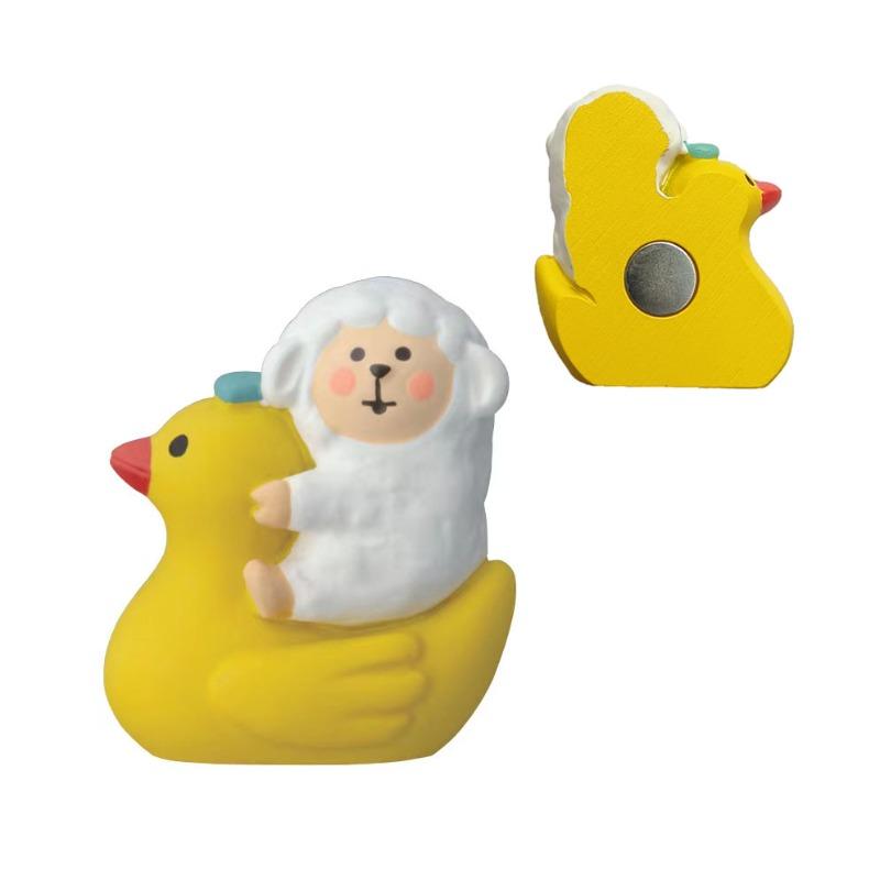 Japanese cat refrigerator sticker, grocery zakka cute bread coffee shop decoration gift miniature resin ornament