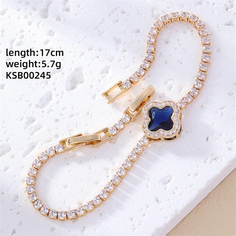 Copper inlaid zircon clover women's bracelet