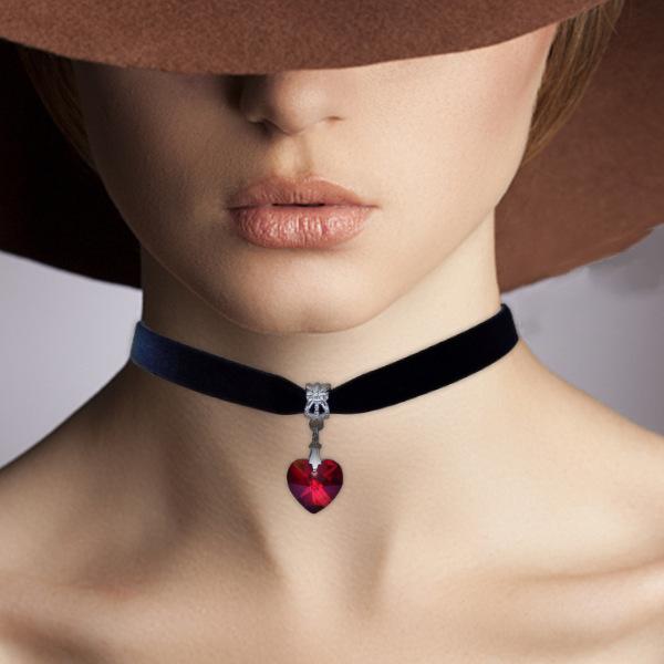 Retro Gothic Velvet Choker Necklace for Women