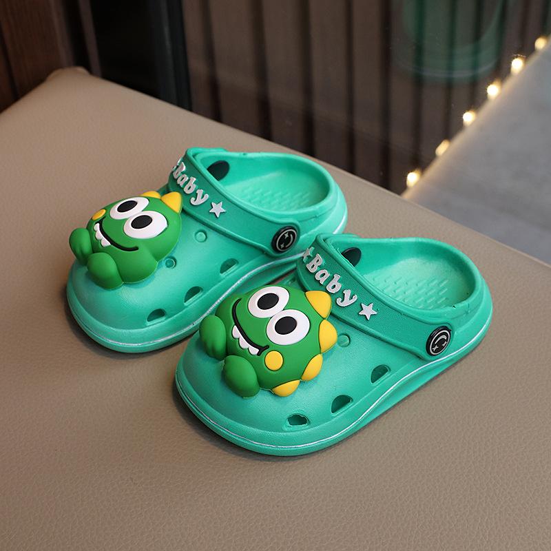 Cute Cartoon Kids Clogs Breathable Non Slip Closed Toe Sandals Summer Two Way Slippers For Boys And Girls Home Outdoor Use