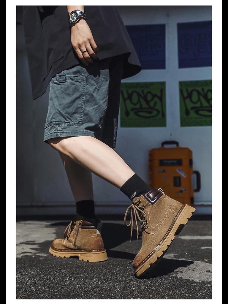 2024 Men's Genuine Leather Martin Boots: Breathable Autumn Workwear & Motorcycle Footwear for Mountaineering