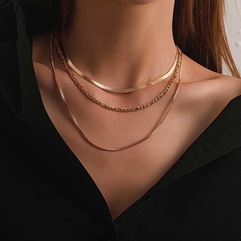 High Quantity Travel Souvenirs Alloy Gifts Gold/Silver Punk Short Necklace Multilayer Necklace Hip Hop Popular