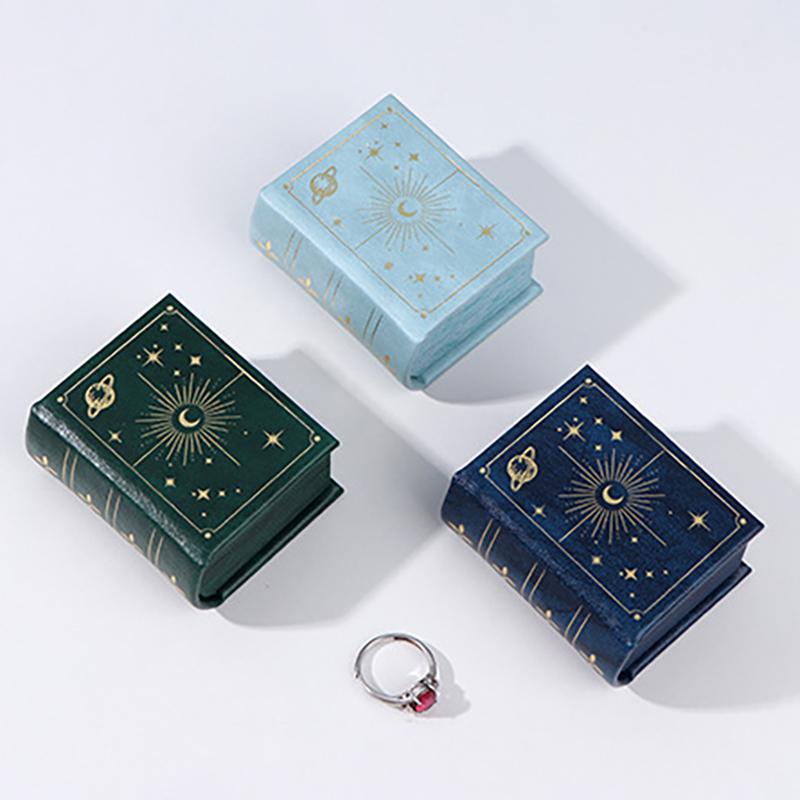 1Pc Pu Leather Book-Shaped Ring Box With Suede Fabric Lining Creative Flip Lid Magnetic Ring Holder Jewelry Gift Case Accessorie