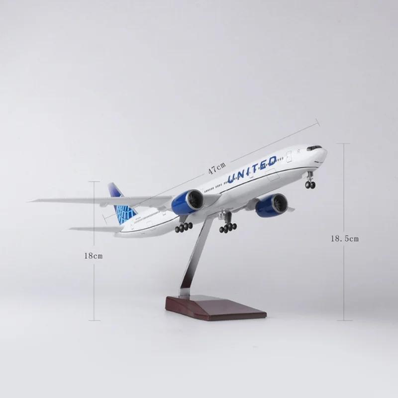 777 B777 Aircraft UNITED Airlines Model 1/157 Scale 47CM W Light and Wheel Landing Gear Resin Plane Collection Home Decor