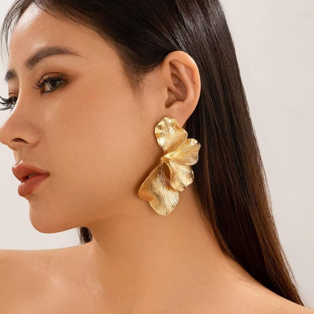Exaggerated Leaf Drop Earrings Gold Color Plated Petal Pendant Earrings  Party Ear Accessories