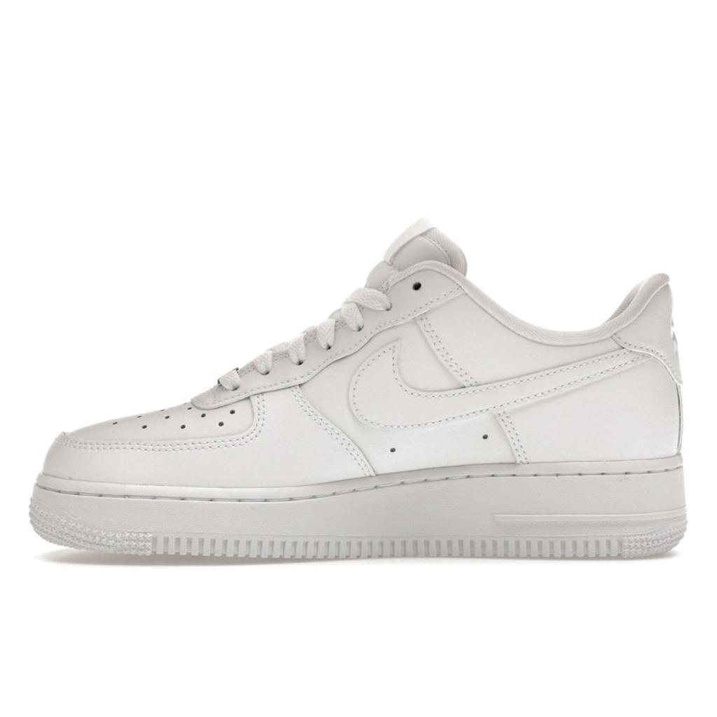 Nike Air Force 1 07 Piggdekorert Swoosh Damesneakers Hvit Metallisk-Sølv Platinatone FQ8887-100