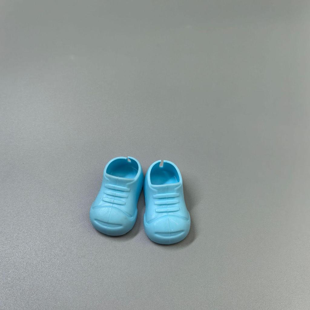 Standable Labubu 17cm Shoe Figure: Generations 1 & 2 Sports Casual Boots Accessories