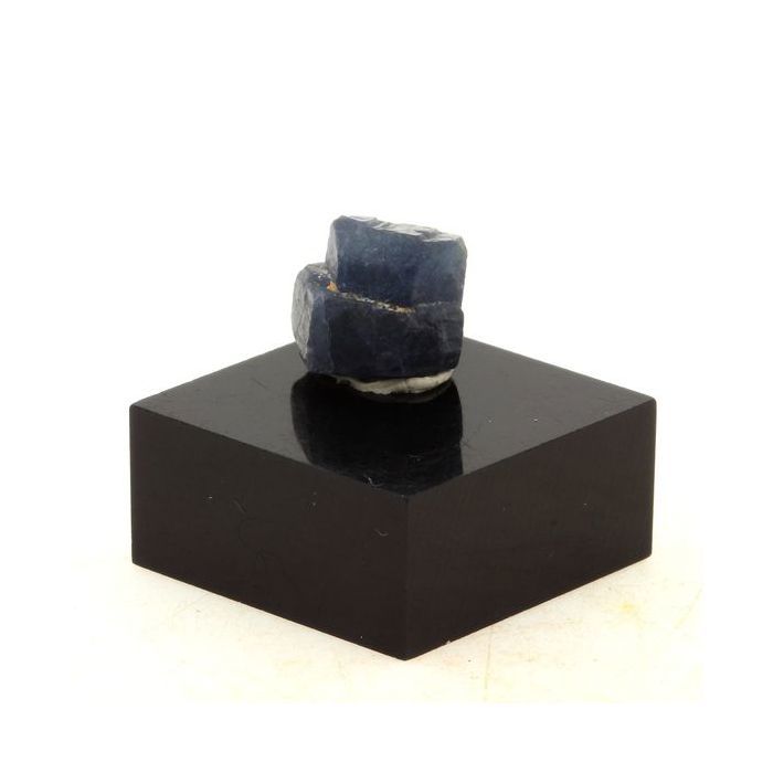 Pierres et Minéraux. Saphir. 6.7 ct. Zazafotsy, Ihorombe, Madagascar.