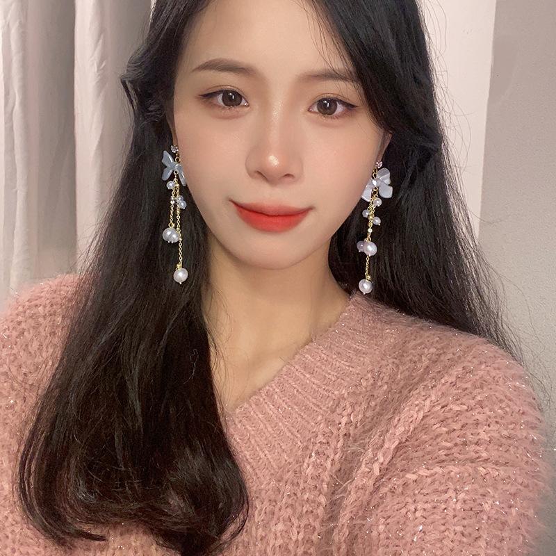 Cercei cu franjuri cu fundă de perle Cercei de vară pentru femei Niche Design Sense High Sense Light Cercei de lux Cercei de vară