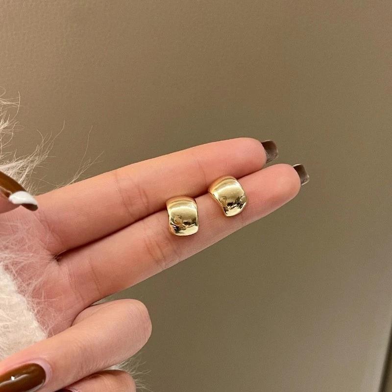 Metal Geometry Bean Gold Silver Small Arc Stud Earring for Women Female Sweet Jewelry Wedding Christmas Gift