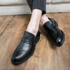Hot Men's Retro Brogue Caving Leather Shoes Breathable Slip-on Loafers Male Business Shoes Light Dress British Style Shoes Black