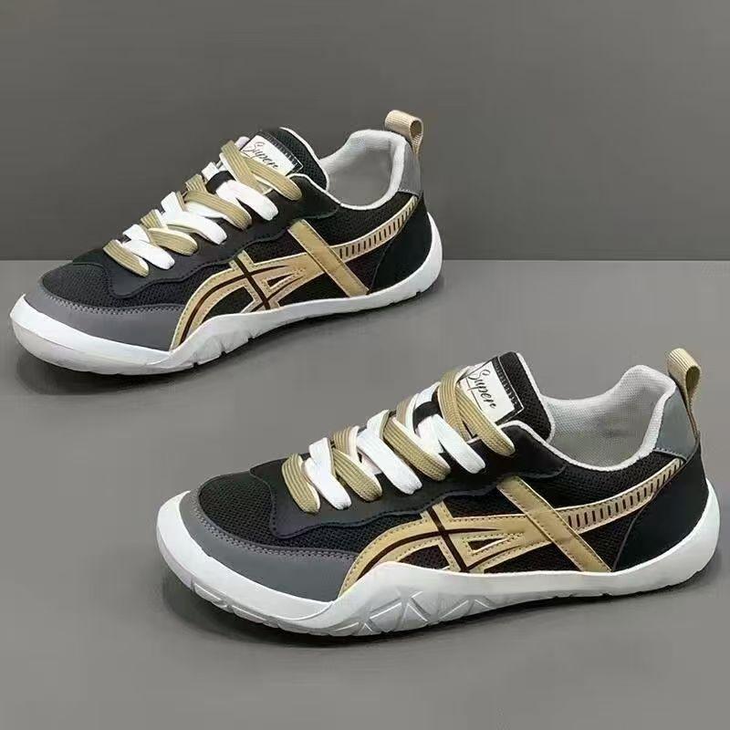 Men's Shoes Spring and Summer New Men's Mesh Breathable Casual Shoes Comfortable Lightweight Soft Sole Versatile Student Running Shoes