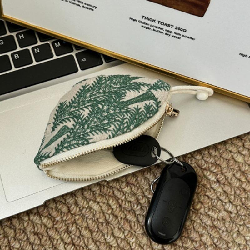Pull-Out Key Bag Mini Embroidered Pouch Portable Key Organizer Wallet Case for Women Daily Use