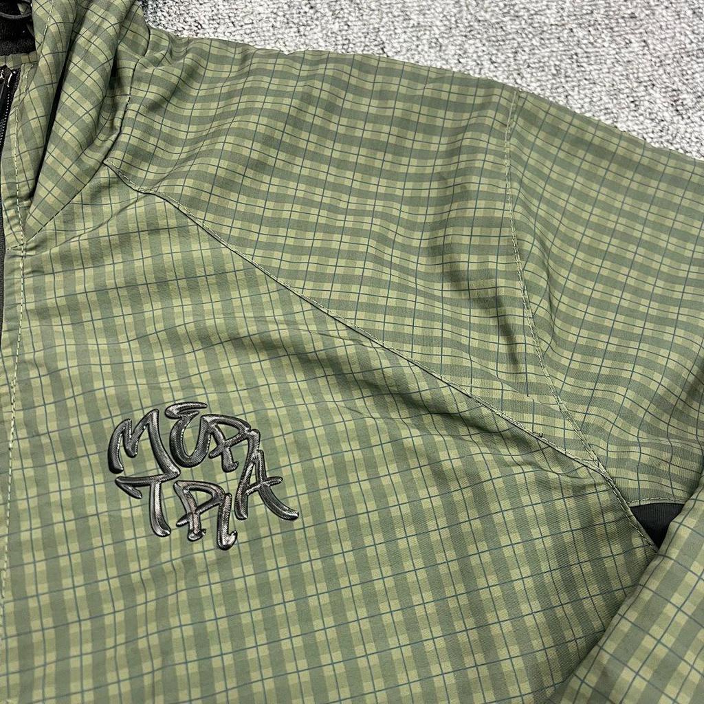 Mertra Unisex šikmá zipová bunda s kapucí - Trendy, volný střih pro podzim/zimu