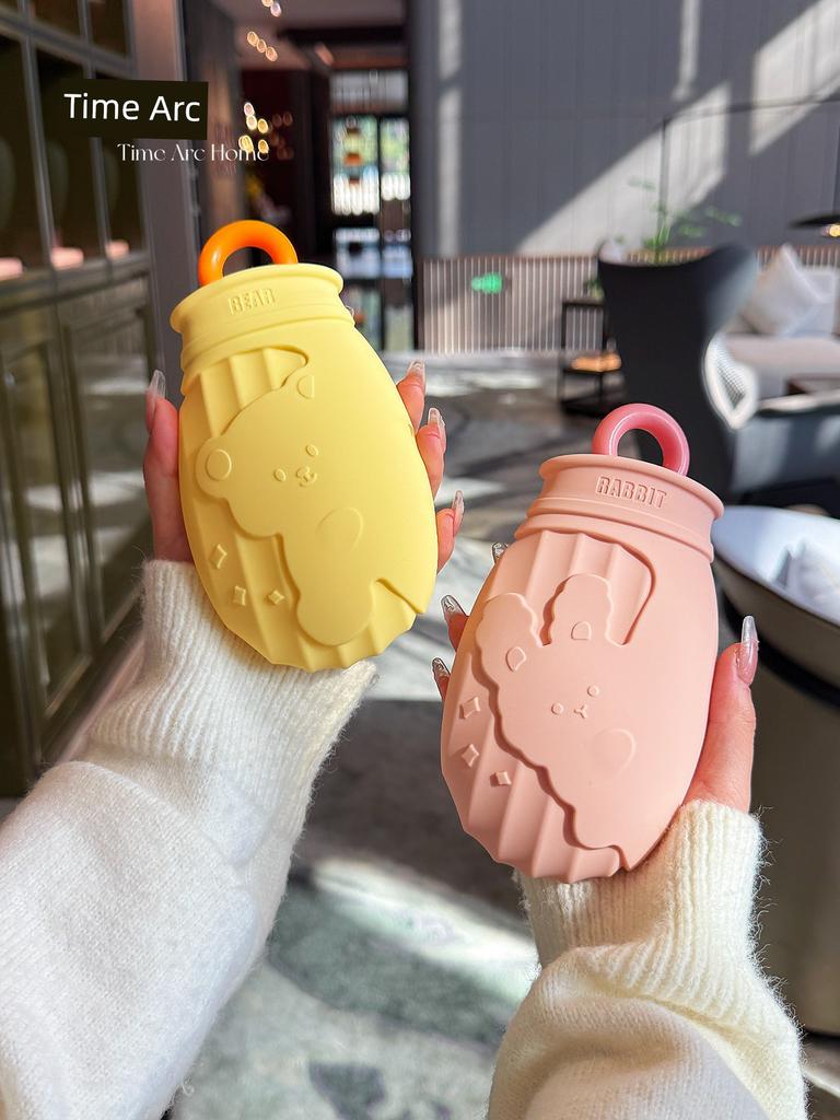 Small Hot Water Bottle, Water-Filled Warm Water Bag for Menstrual Pain Relief, Mini Size for Girls, Baby-Specific Silicone Hand Warmer