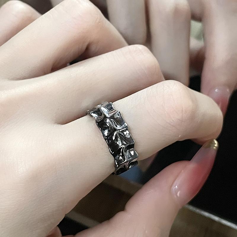 Niche Design Irregular French Pleated Texture Dark Wind Moonstone Ring Female Gemstone Opening Personality