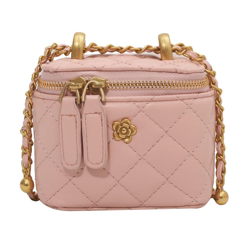 Popular Fashionable Light Luxury Small Fragrant Wind Rhombus Chain Box Bag Women Commuting Foreign Style Advanced Sense Messenger Bag