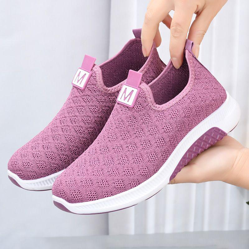 

Старые пекинские тканевые туфли, женские сетчатые дышащие повседневные туфли, сетчатые туфли на мягкой подошве с противоскользящим покрытием, туфли для мам на плоской подошве 41 standard size