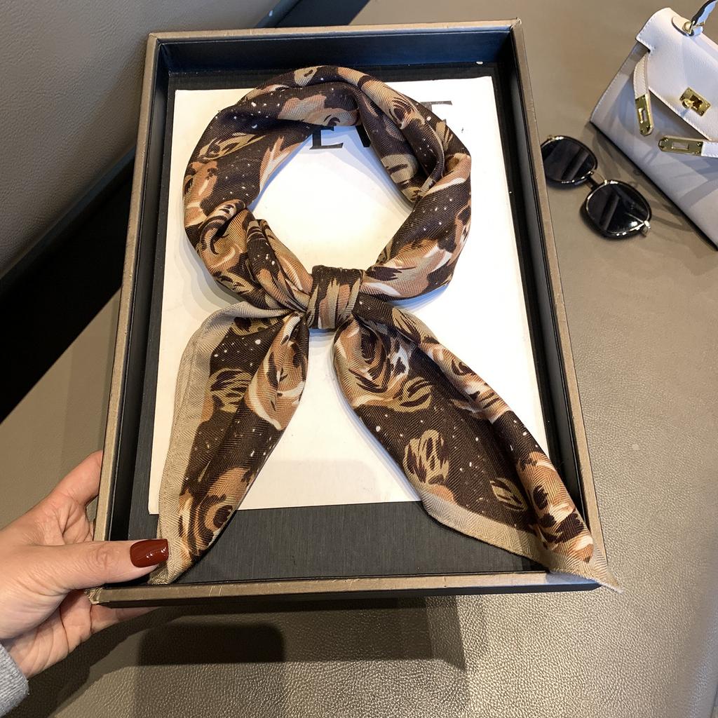 High-end Herringbone Silk Cotton Silk Scarf Women's Spring and Autumn New Versatile Decorative Scarf Shawl Fashion Printed Small Square Scarf