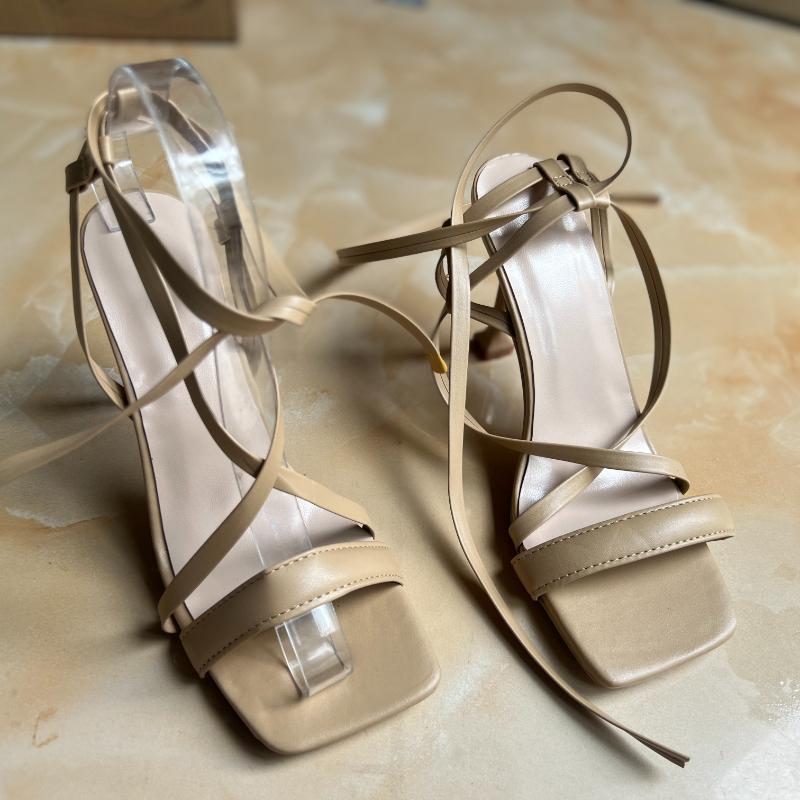 Fashion 2025 New Trend Ankle Strap Sandals Summer Women Sexy Party High Heels Black Fashion Casual Beach Sandal Zapatos De Mujer