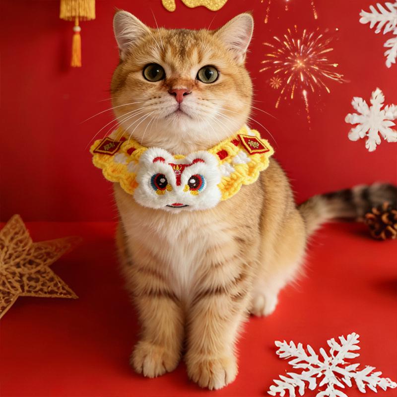 Pet New Year Accessories: Handmade Knitted Wool Scarf for Cats and Dogs - Warm and Festive Neck Warmer Costume