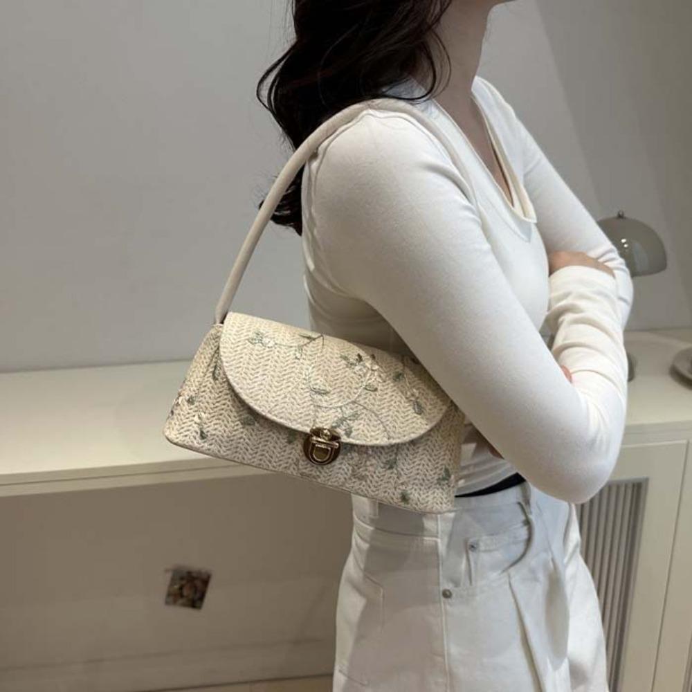 Elegant Grass Woven Shoulder Bag Large Capacity Handbag Flip Bag Beach Straw Hobo Daily