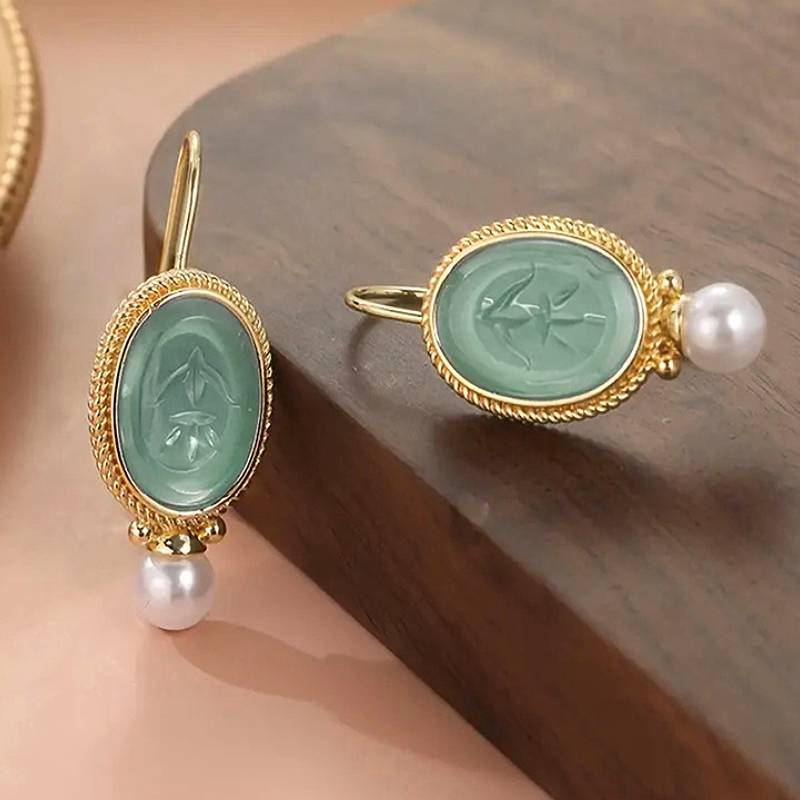 

Huitan Елегантні жіночі сережки-підвіски зі штучною перлиною, свіжий стиль, аксесуари для весільної вечірки, золотистий колір, універсальні прикраси на кожен день