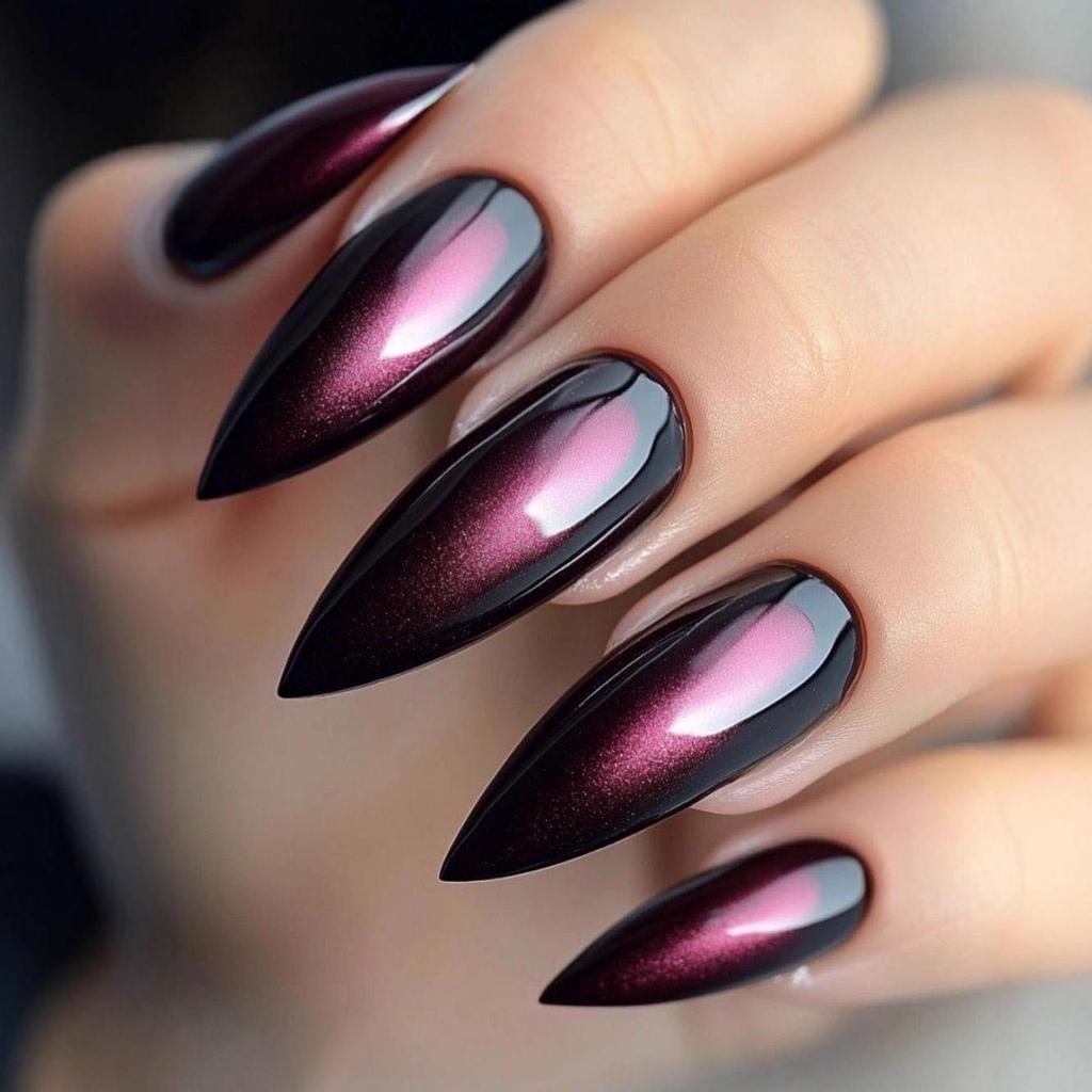 Almond Purple Cat Eye Wearable Fake Nails – Fashionable Brightening Finish, 24-Piece Set.