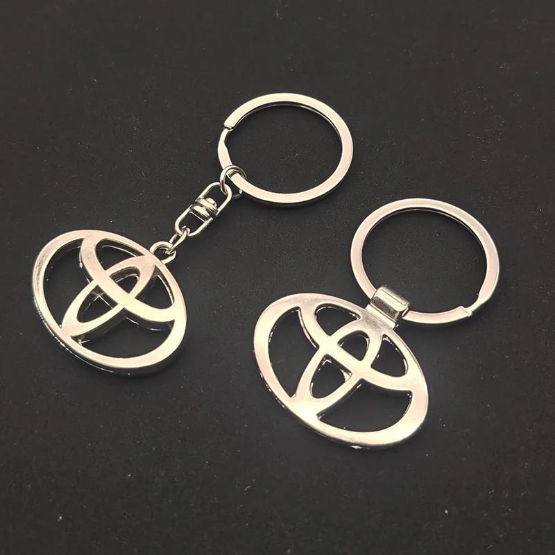 Metal Leather Keyring Car Keychain For Toyota TRD Yaris Rav4 CHR Yaris Prius Avensis Corolla Camry Highlander Hilux Land Cruiser
