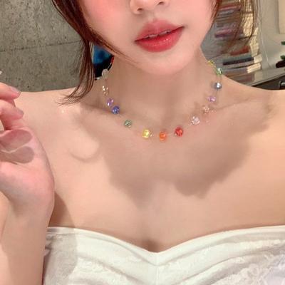 Kolorowy kryształowy naszyjnik z koralików, letni niszowy design, modny i wszechstronny temperament, zaawansowane poczucie biżuterii