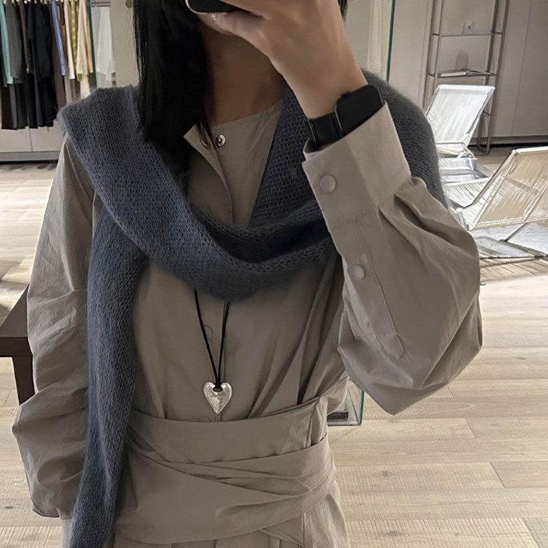 Comb Love Metal Pendant Long Black Rope Necklace Women'S Retro Light Luxury Elegant Fashion Versatile Neck Chain Sweater Chain