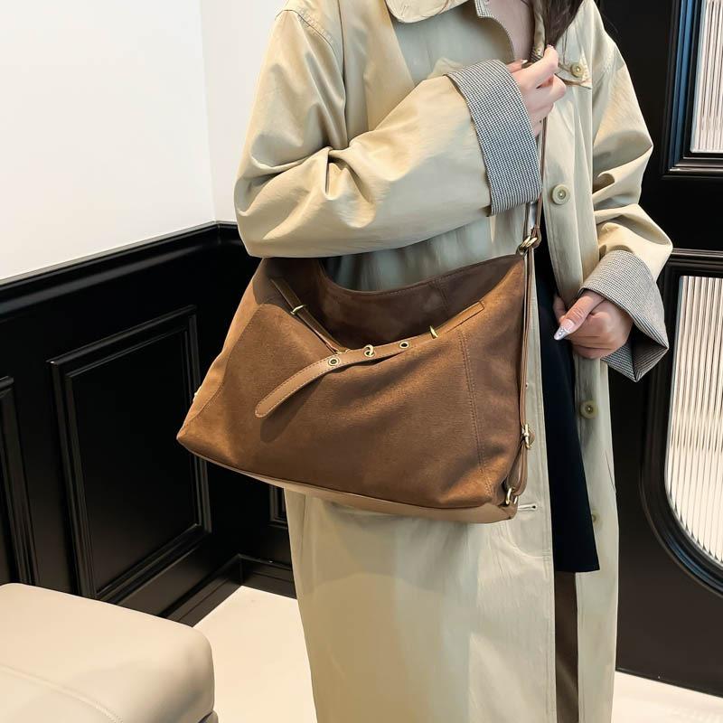 Premium tote bag women's new autumn and winter retro fashion messenger bag large capacity shoulder bag