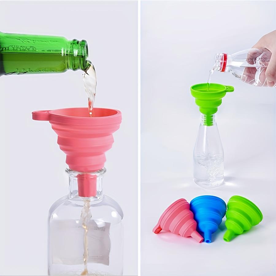 Compact Flexible Silicone Design, Suitable for Liquids, Jam, Beans, Automotive, Flask, Foldable for Easy Storage - Random Color