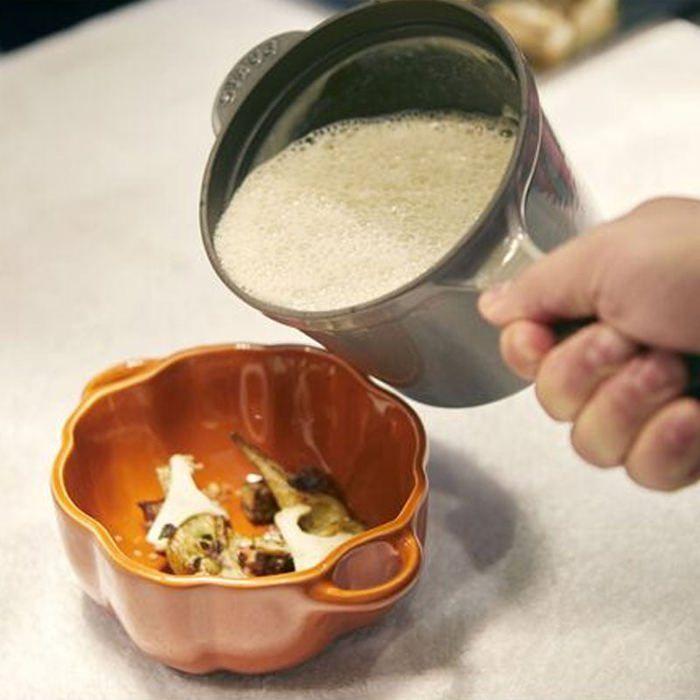 Saucière en emaillierte Fonte – STAUB – 14 cm – Graphitgrau – großes Fassungsvermögen: 1,2 l