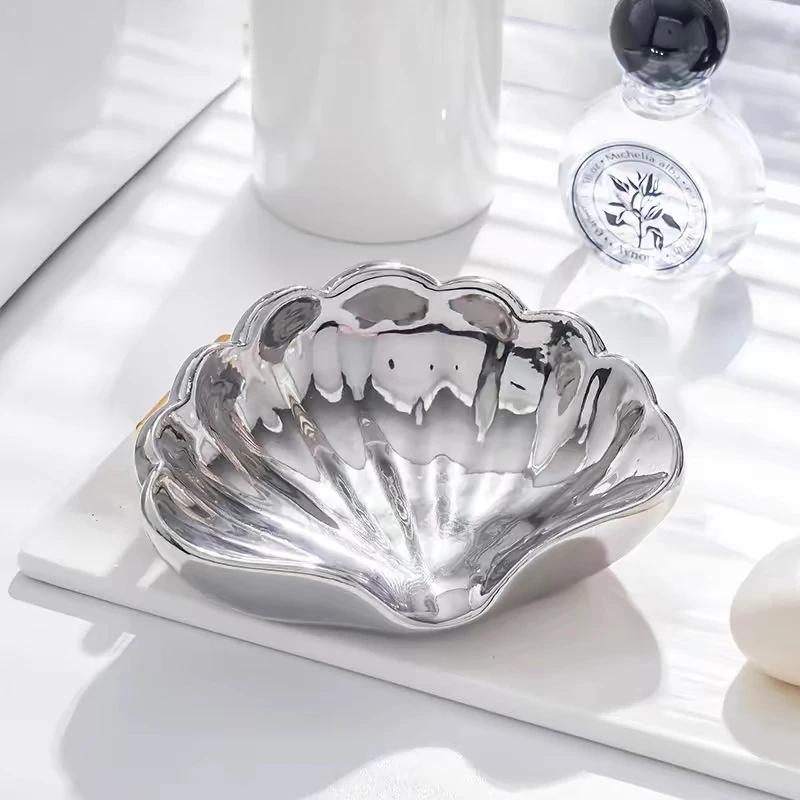 Creative Shell Ceramic Soap Dish Bathroom Accessories Soap Draining Holder Elegant Desktop Makeup Jewelry Display Tray