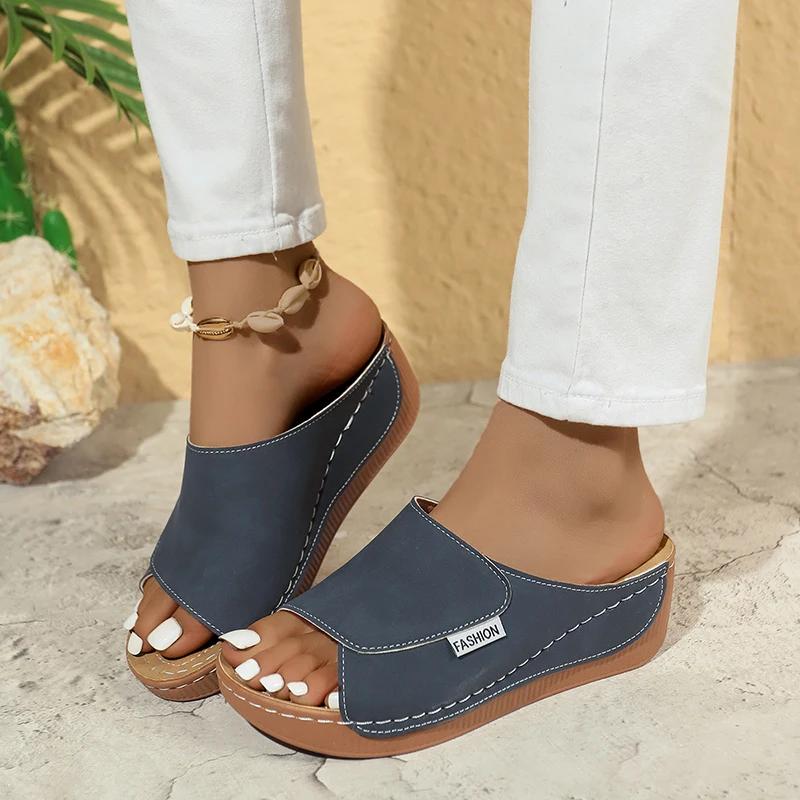 Fashion Summer Soft Platform Slippers Women 2025 Fashion Peep Toe Wedges Flip Flops Woman Light Med Heel Non-Slip Beach Shoes Slides