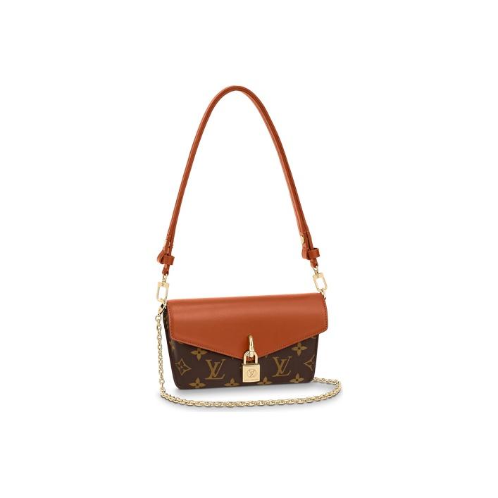

Louis Vuitton Padlock On Strap Magnetic Closure With LV Monogram Lock Coated Canvas And Cowhide Leather Lock Head Shoulder Crossbody Tote Bag M80763 Basic Set (Bag+Dust Bag)