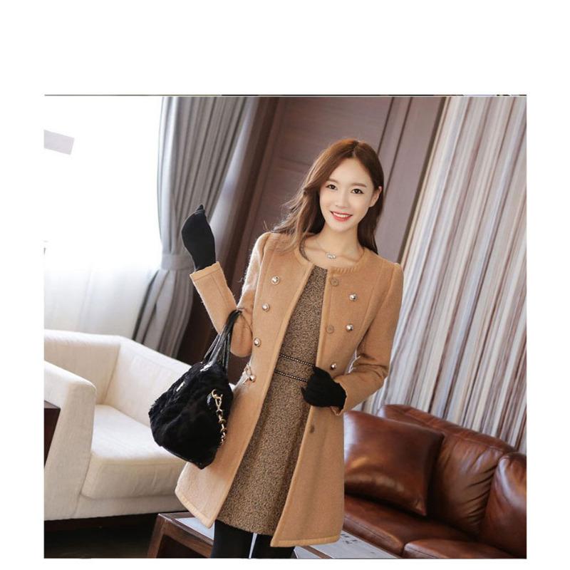 Autumn and winter long women's woolen coat with fur collar and woolen coat