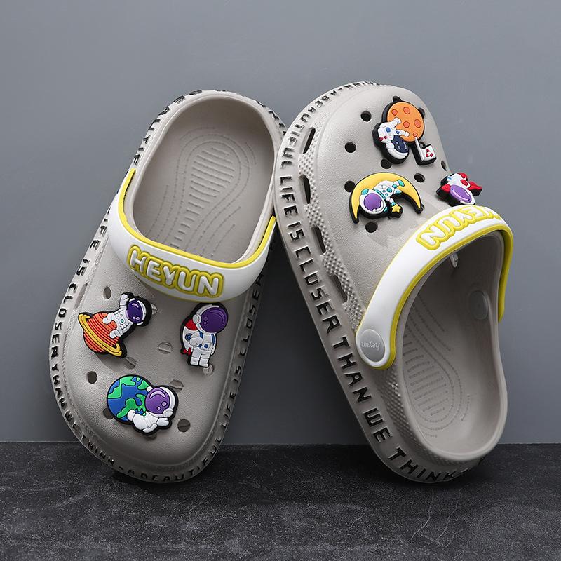 Stylish Kids Summer Hole Shoes With Cartoon Patterns Soft Eva Material For Comfort