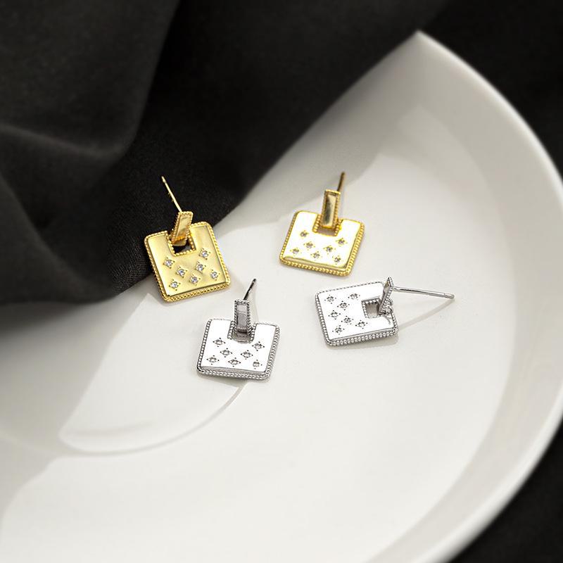 Banyan Tree S925 Silver Korean Diamond Star Square Geometric Earrings - Light Luxury Retro Style